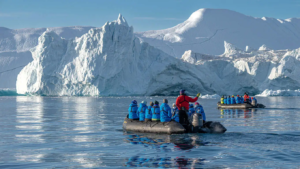 zodiac-cruising-illulissat.jpg